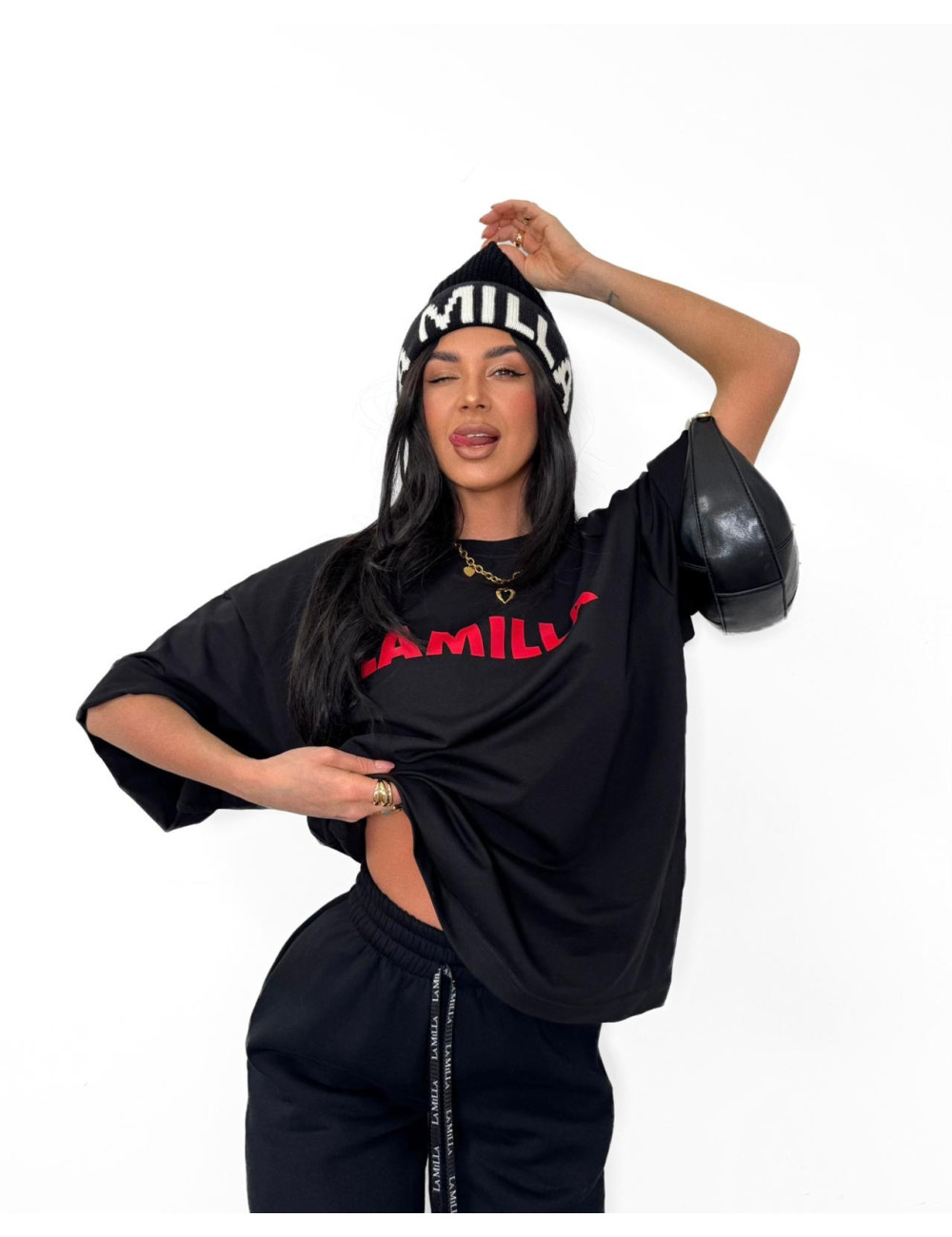 T-Shirt LaMilla mit roter Aufschrift